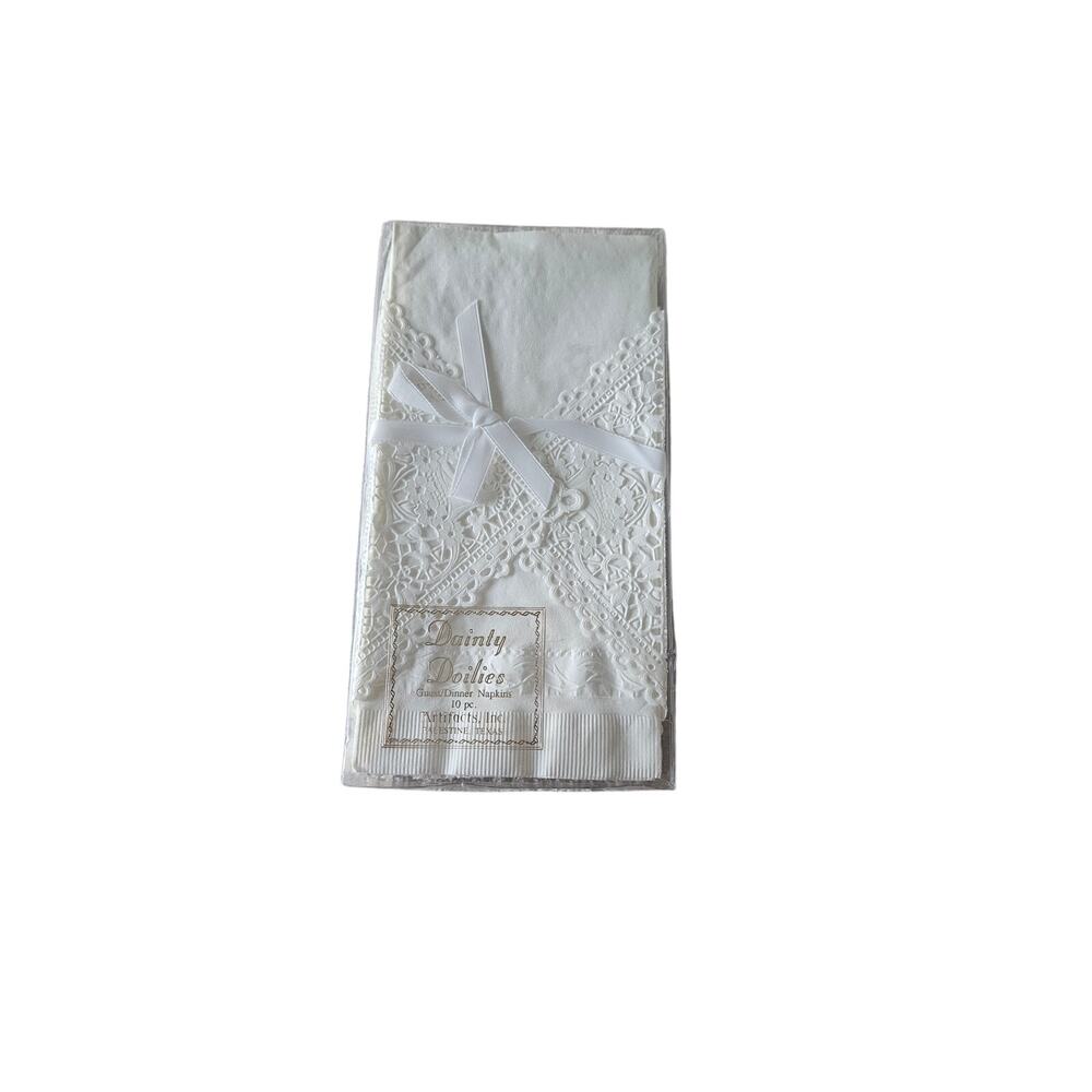 Dainty Doilies Dinner Napkins New